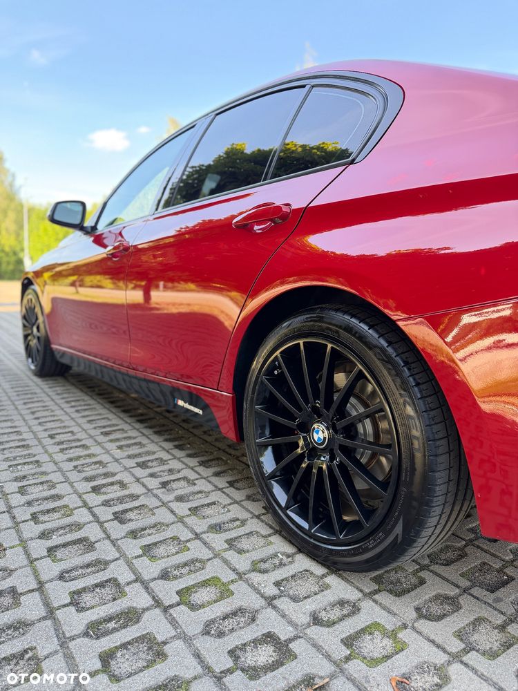 BMW Seria 3 - 32