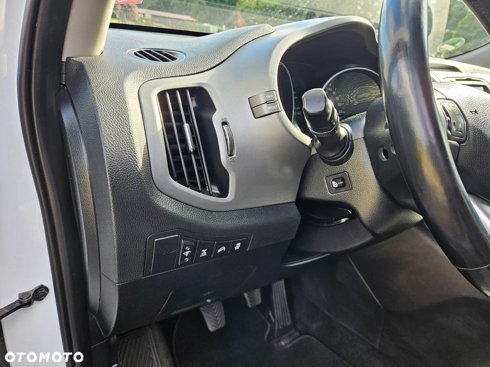 Kia Sportage 2.0 CRDI 4WD Spirit - 18