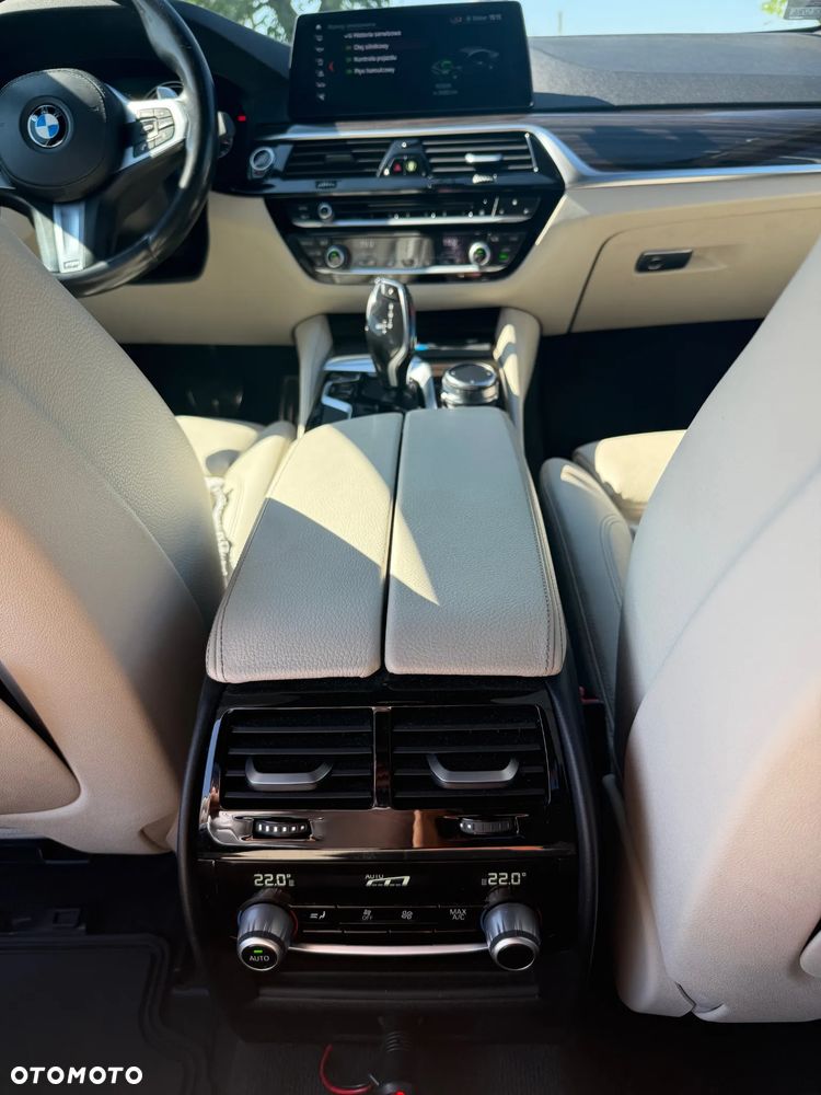BMW Seria 5 520d xDrive - 8