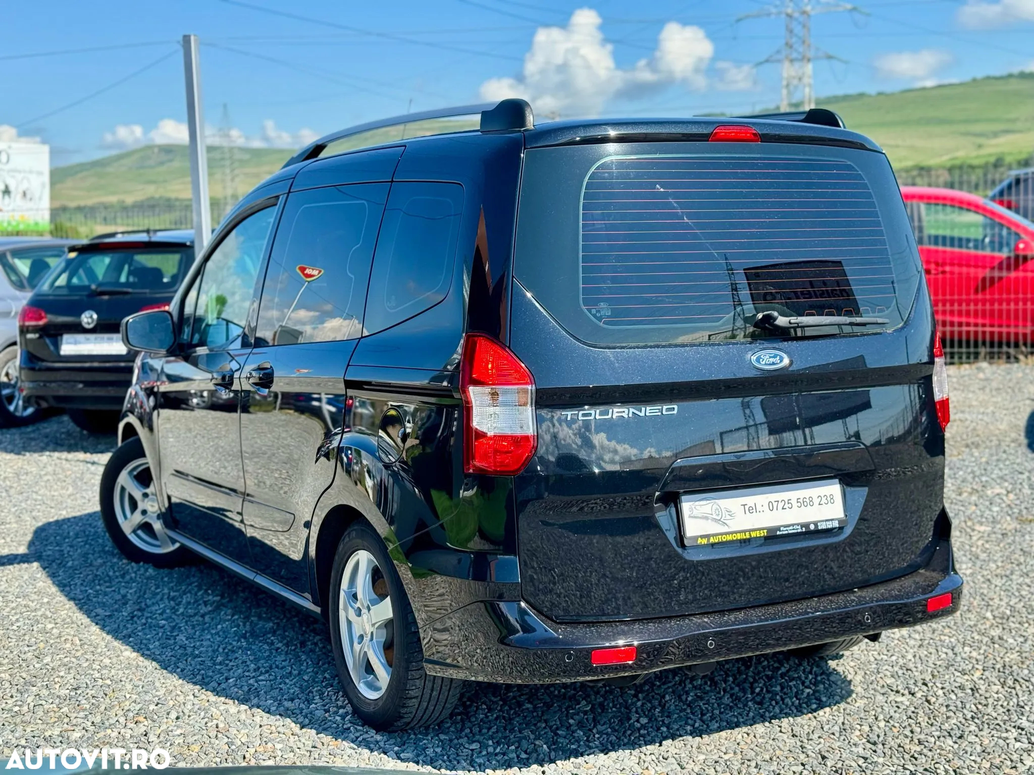 Ford Tourneo Courier 1.6 TDCi S&S Trend - 16