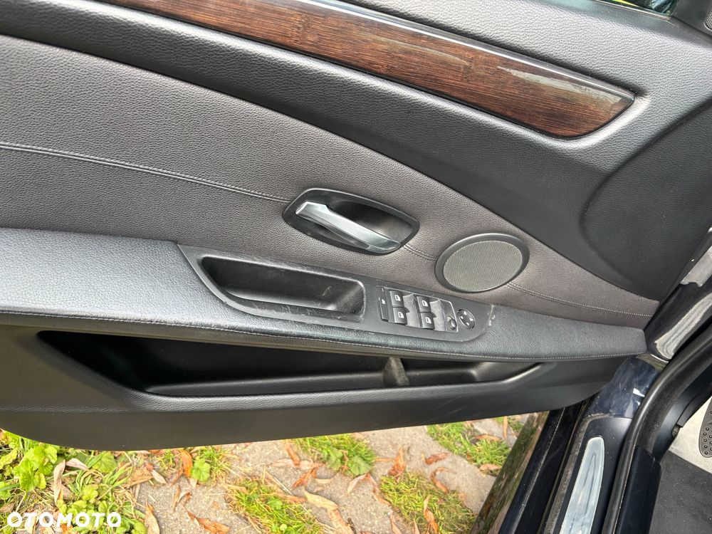 BMW Seria 5 - 16
