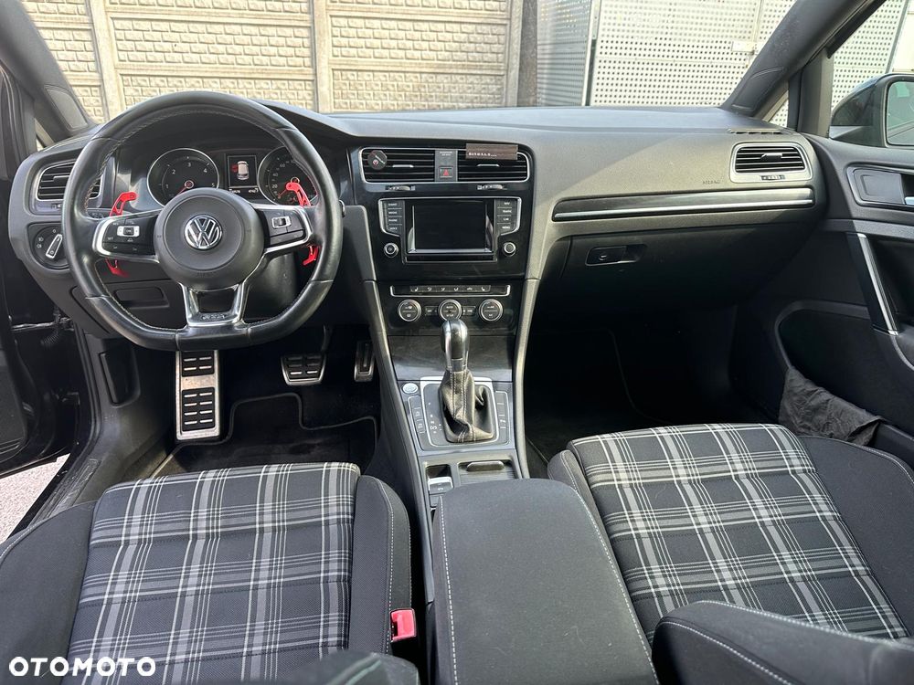 Volkswagen Golf GTD 2.0 TDI SCR DSG - 19