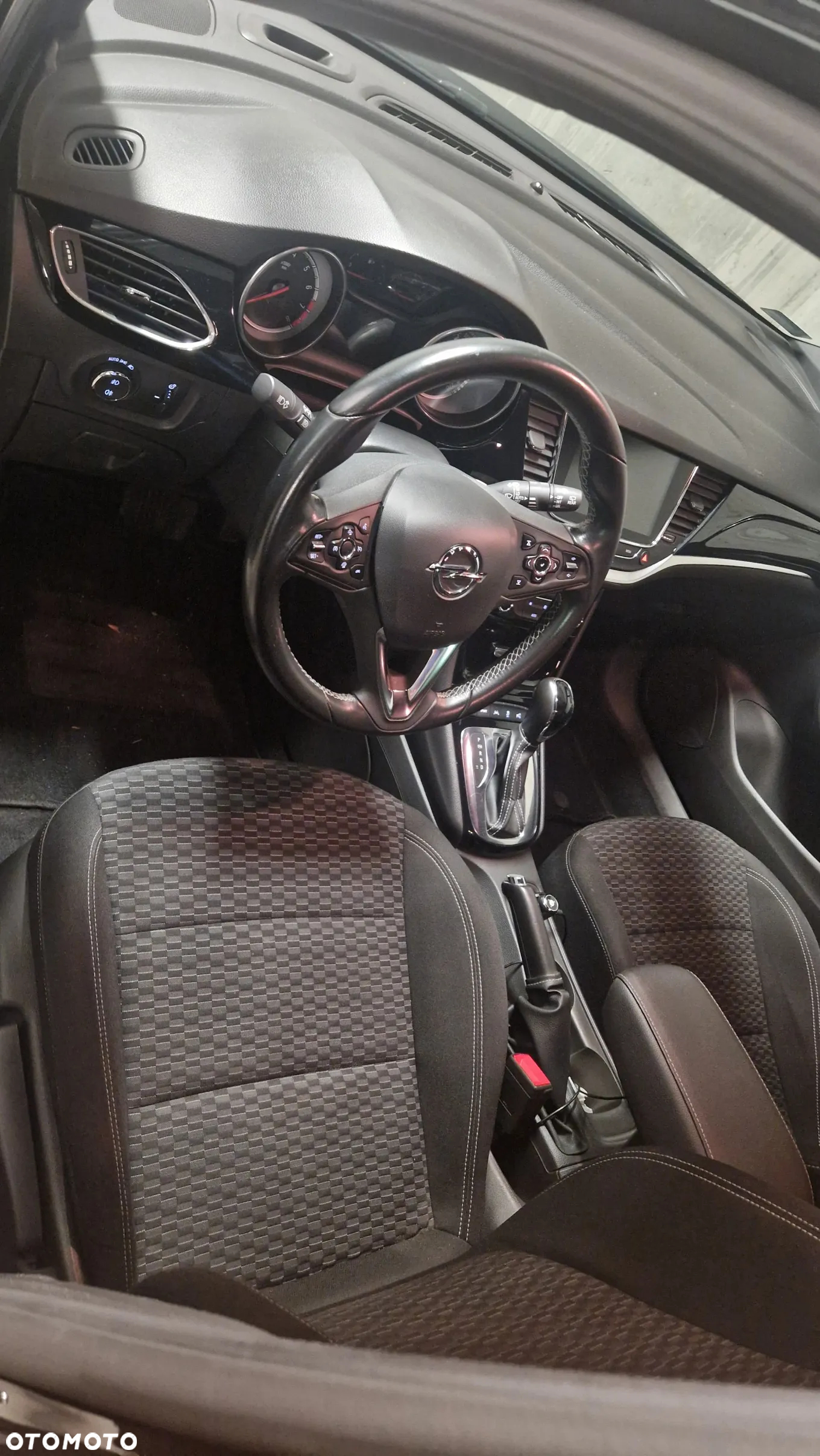Opel Astra V 1.4 T Dynamic S&S - 15