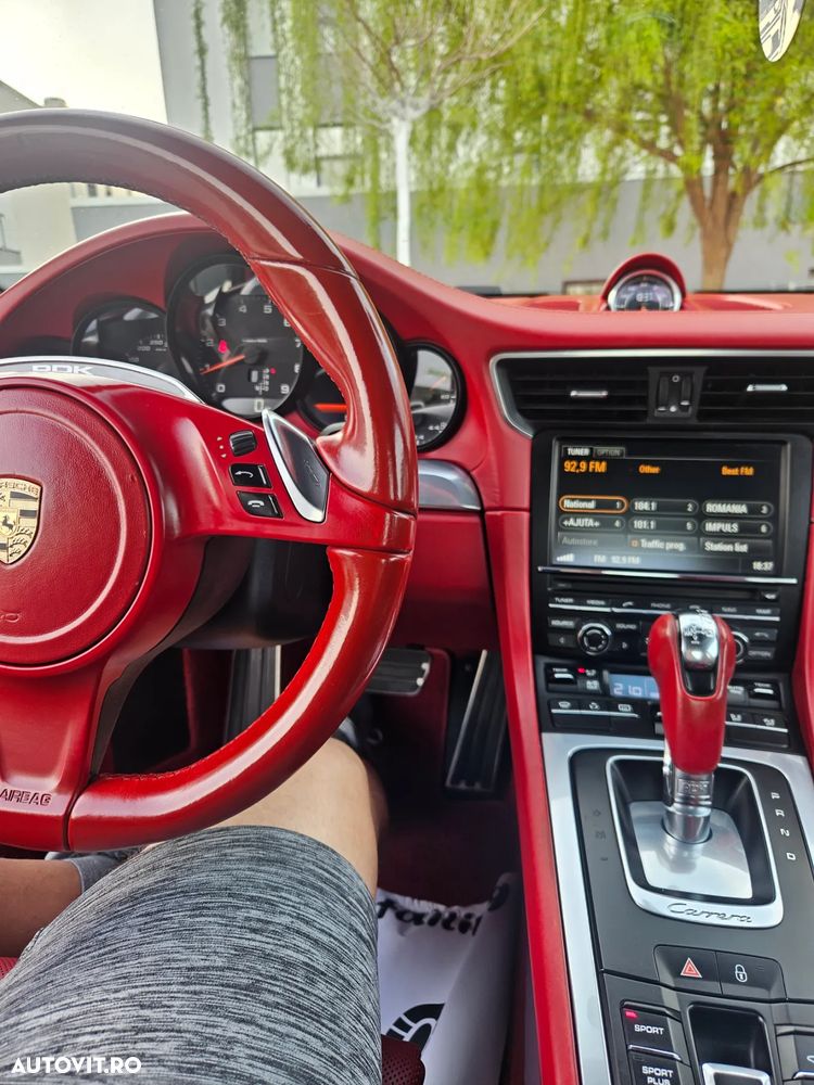 Porsche 911 Carrera PDK - 6