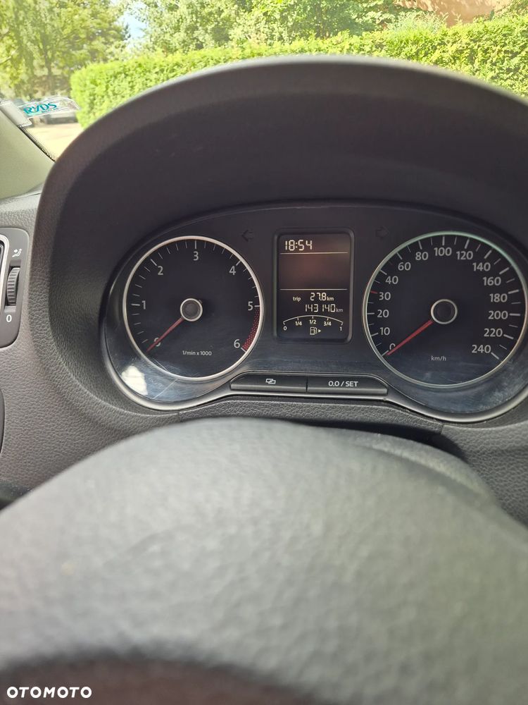Volkswagen Polo Cross - 14