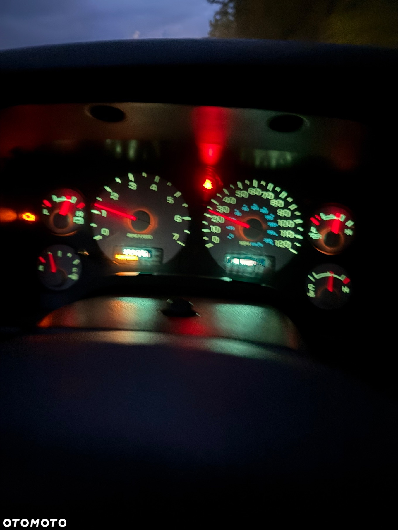 Dodge RAM 1500 5.7 4WD HEMI - 9