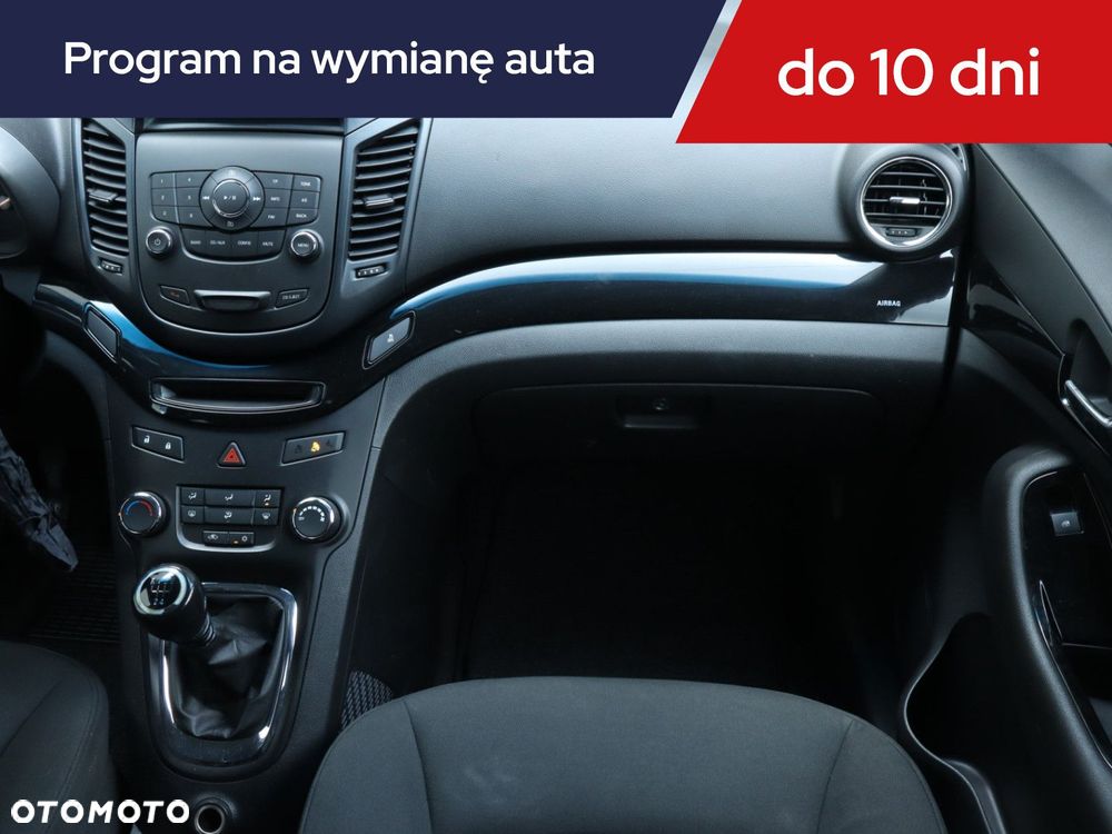 Chevrolet Orlando - 10