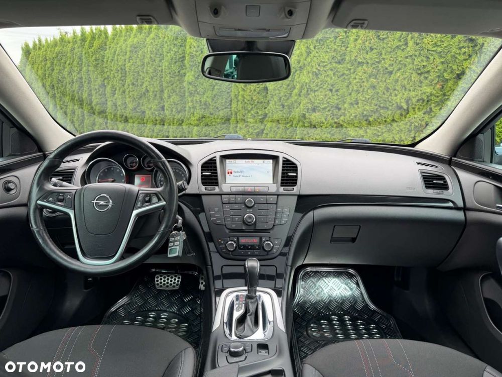 Opel Insignia - 10