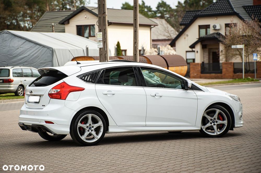 Ford Focus - 10