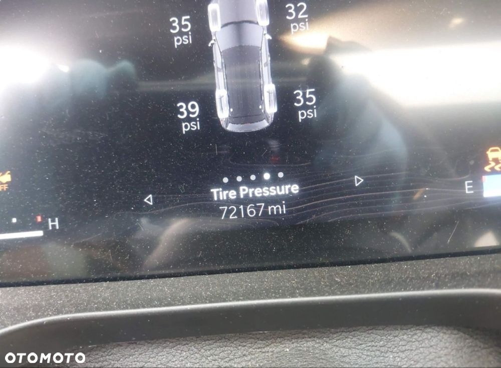 Jeep Grand Cherokee - 12