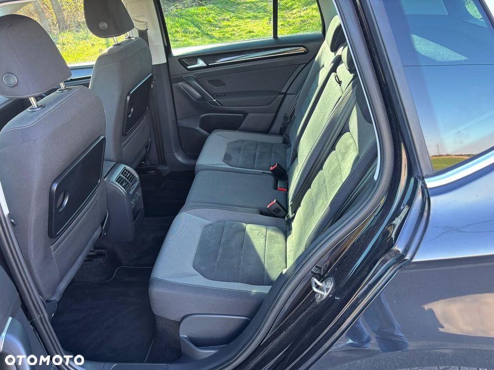 Volkswagen Golf Sportsvan 1.5 TSI ACT OPF DSG Highline - 10