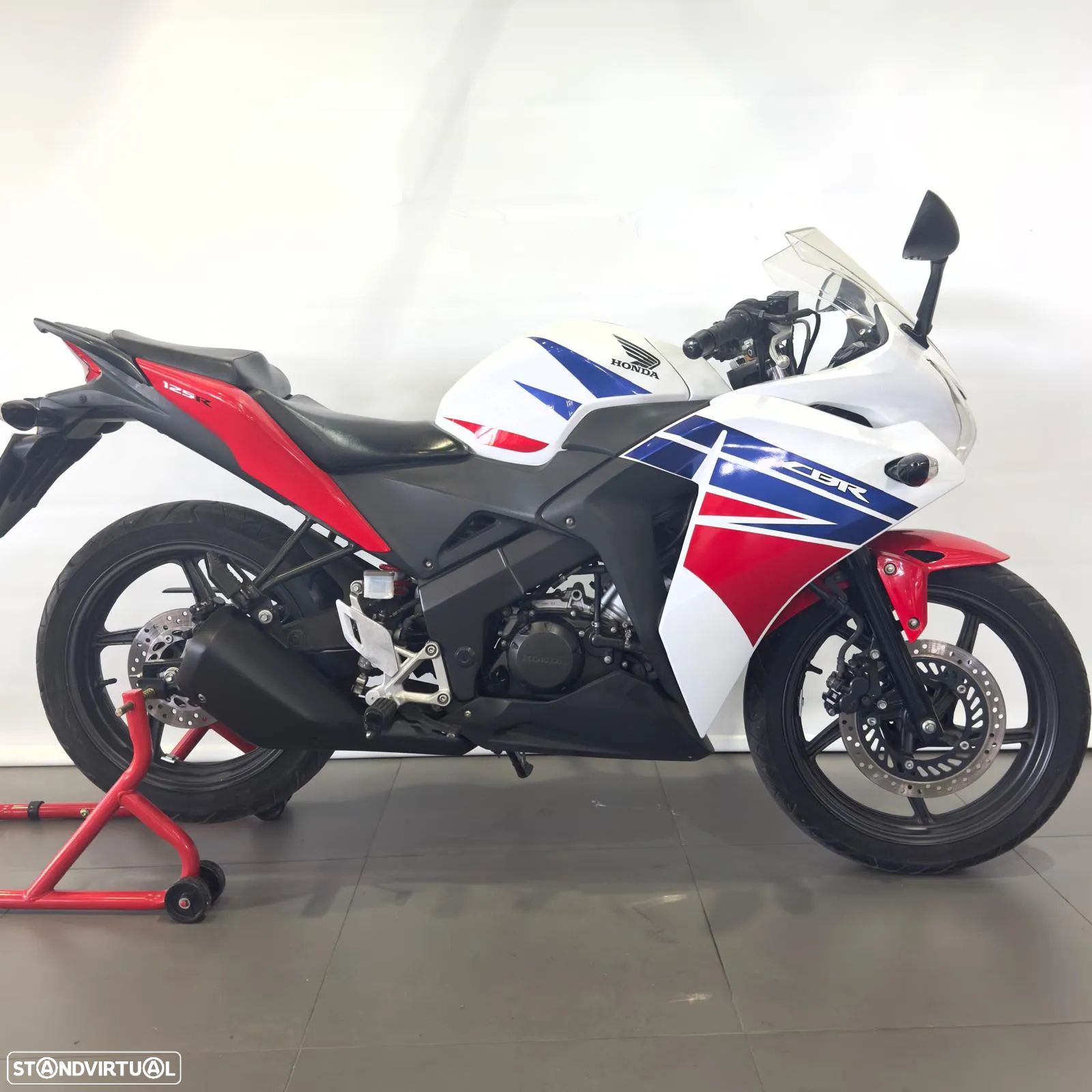 Honda CBR 125R - 1