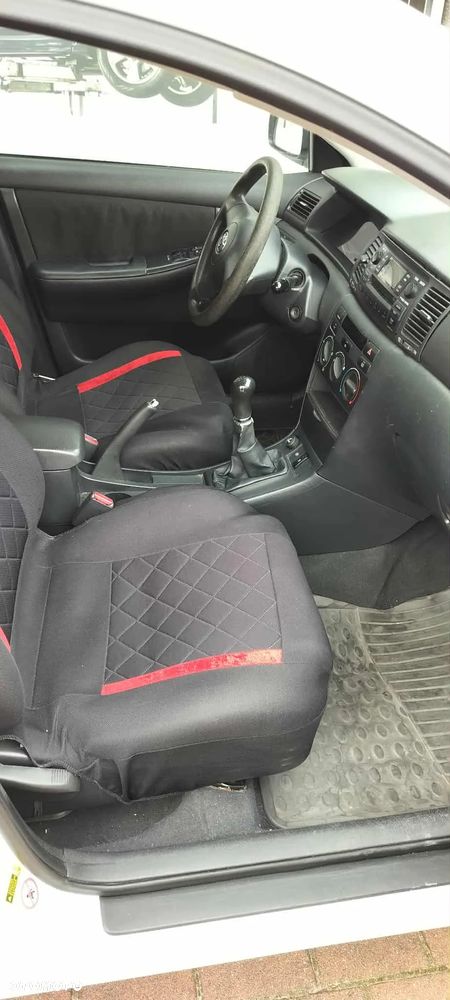 Toyota Corolla 1.4 D-4D Dynamic - 4
