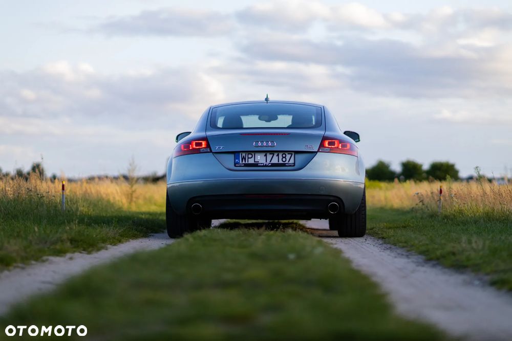 Audi TT Coupé 3.2 Quattro DSG - 23