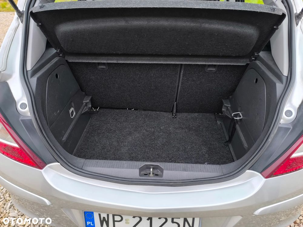 Opel Corsa 1.4 16V Enjoy - 6