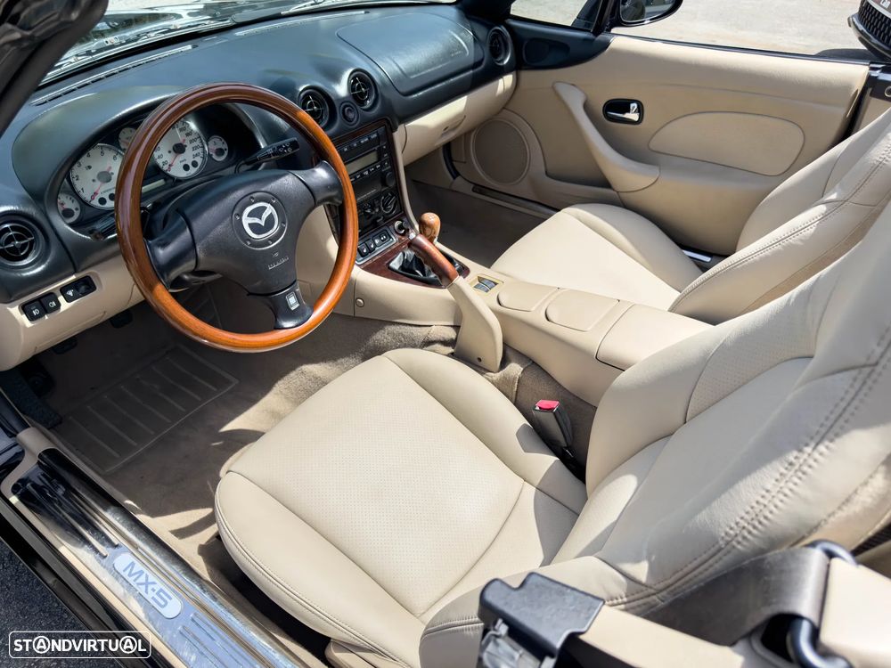 Mazda MX-5 1.6i 16V - 11