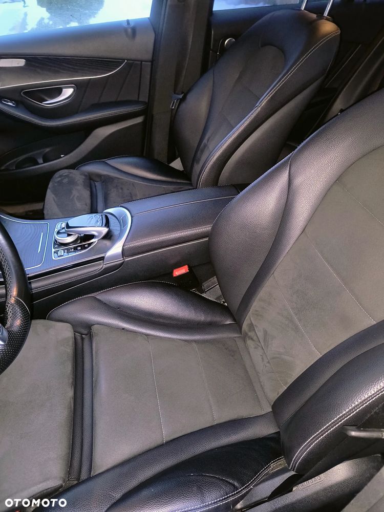 Mercedes-Benz GLC - 12