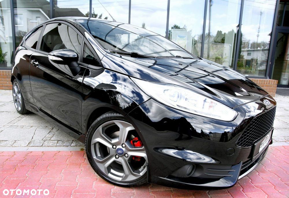 Ford Fiesta ST - 29