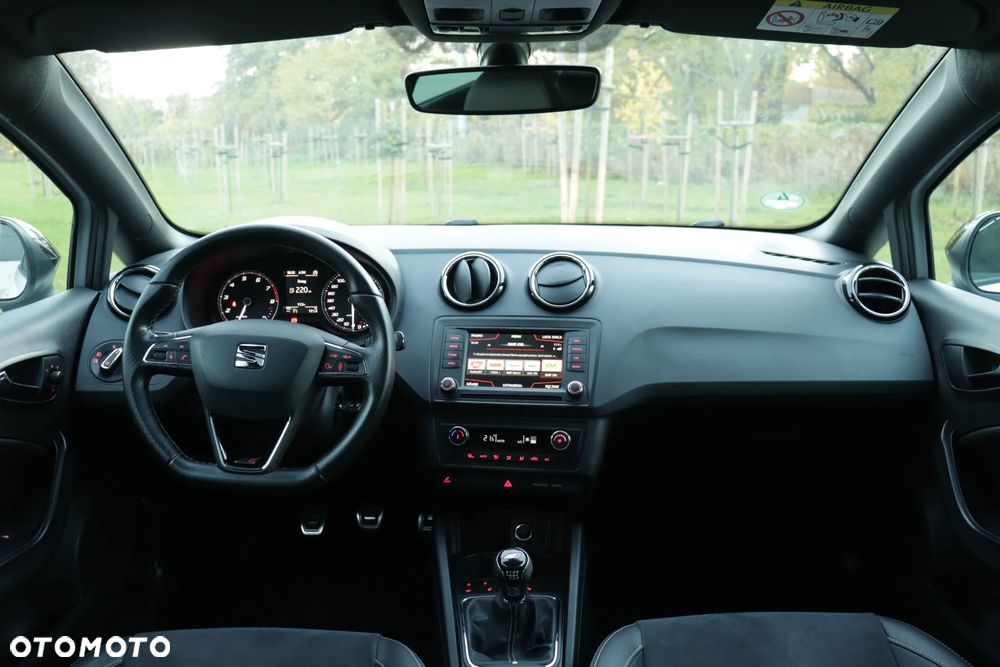Seat Ibiza SC 1.8 TSI S&S Cupra - 25