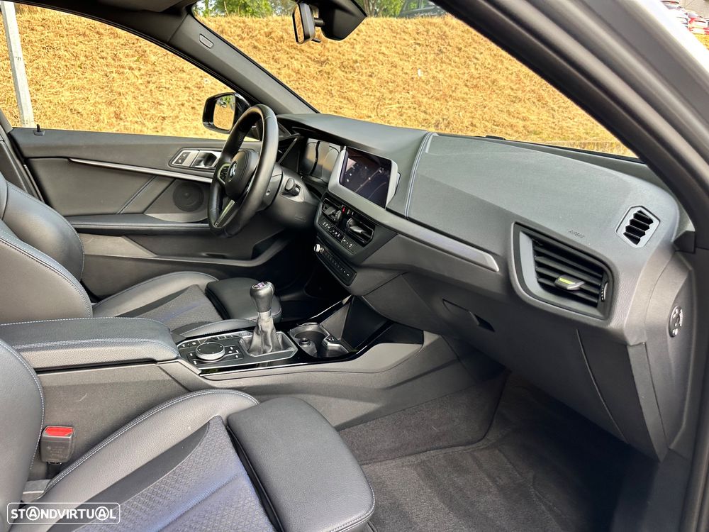 BMW 116 d Pack Desportivo M - 35