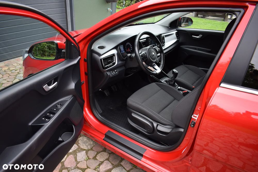 Kia Rio - 21