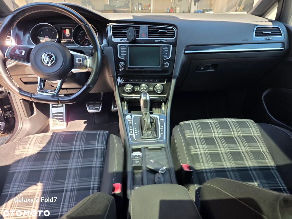 Volkswagen Golf GTD 2.0 TDI SCR DSG - 32