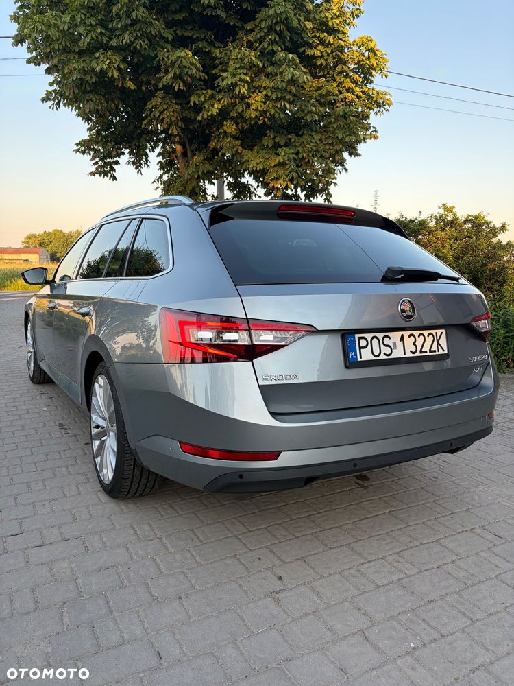 Skoda Superb 2.0 TDI 4x4 DSG L&K - 2