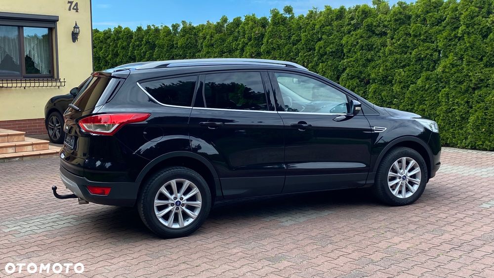 Ford Kuga 2.0 TDCi 2x4 Titanium - 10