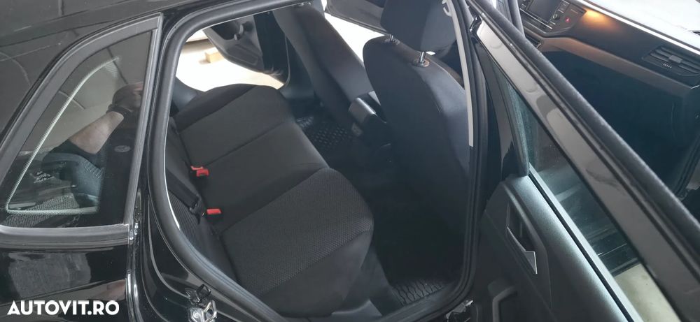 Volkswagen Polo - 11