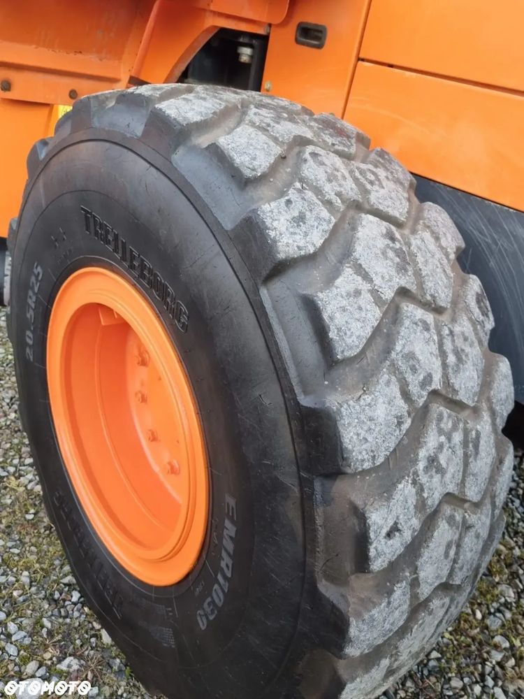 Doosan DL 250 Ładowarka Kołowa 14,4t SUPER STAN Waga Kamera - 17