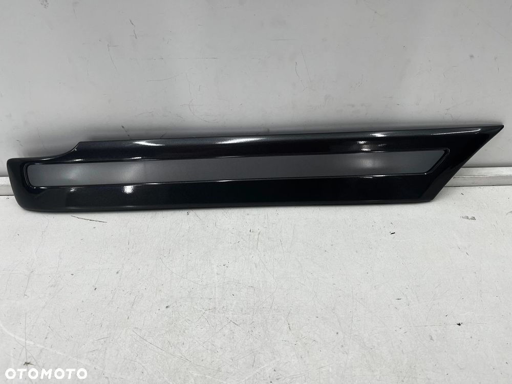 Listwa Toyota Land Cruiser J100 98-07r. NOWA prawa tylna nakładka błotnika zderzaka nadkola karosery
