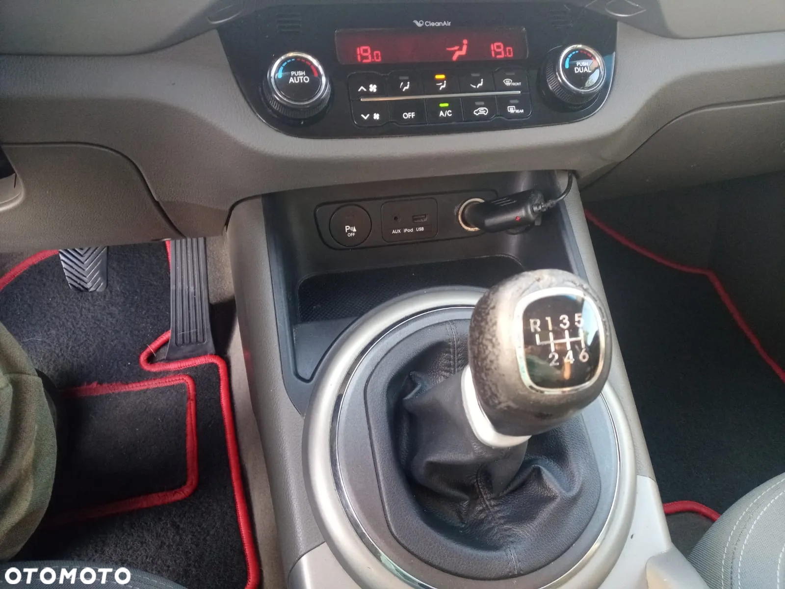Kia Sportage 2.0 CRDI XL - 8