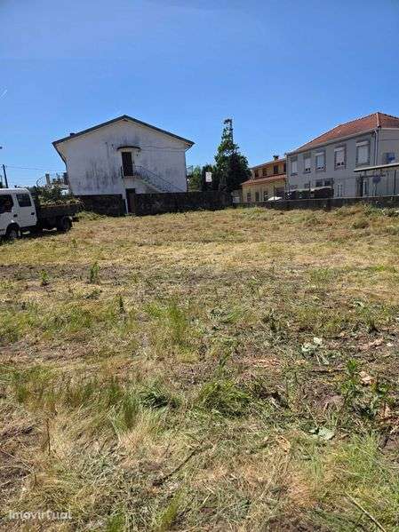 Terreno a 2km do aeroporto do Porto - Maia - Grande imagem: 2/3