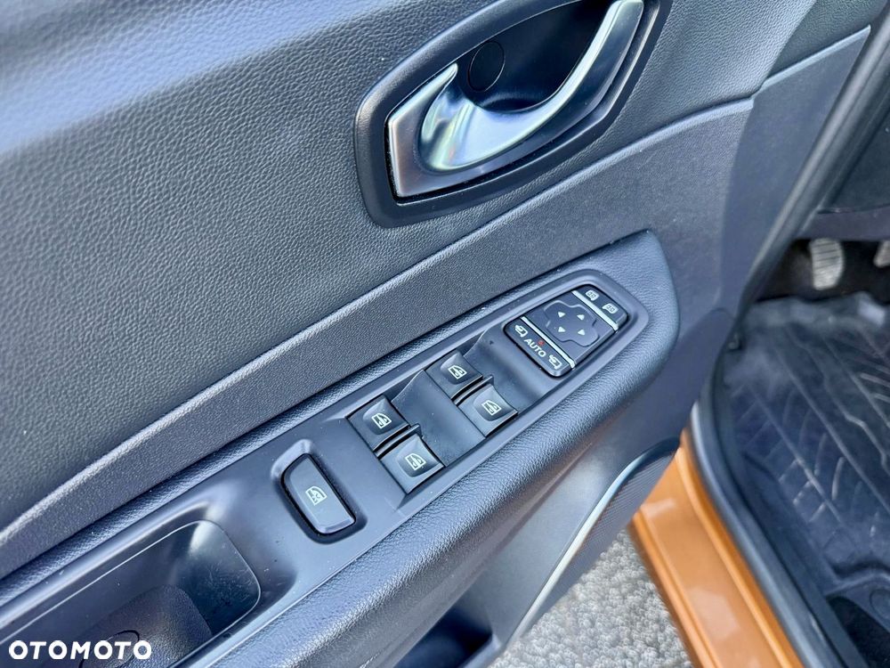 Renault Captur ENERGY TCe 90 Start&Stop Luxe - 23