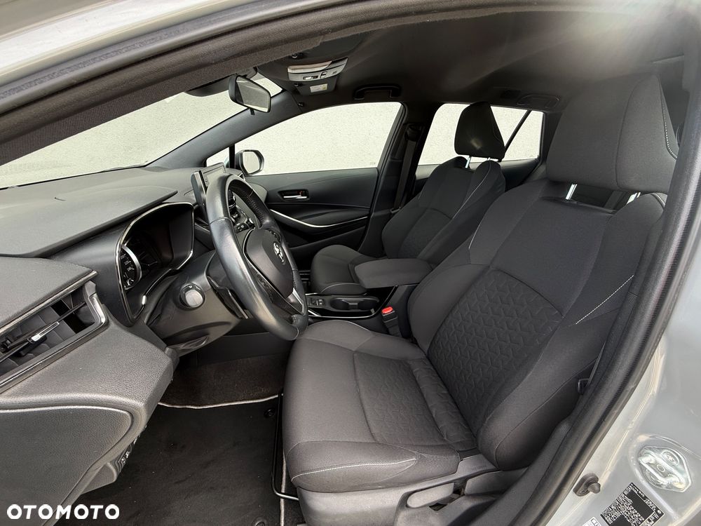 Toyota Corolla 2.0 Hybrid Comfort - 34
