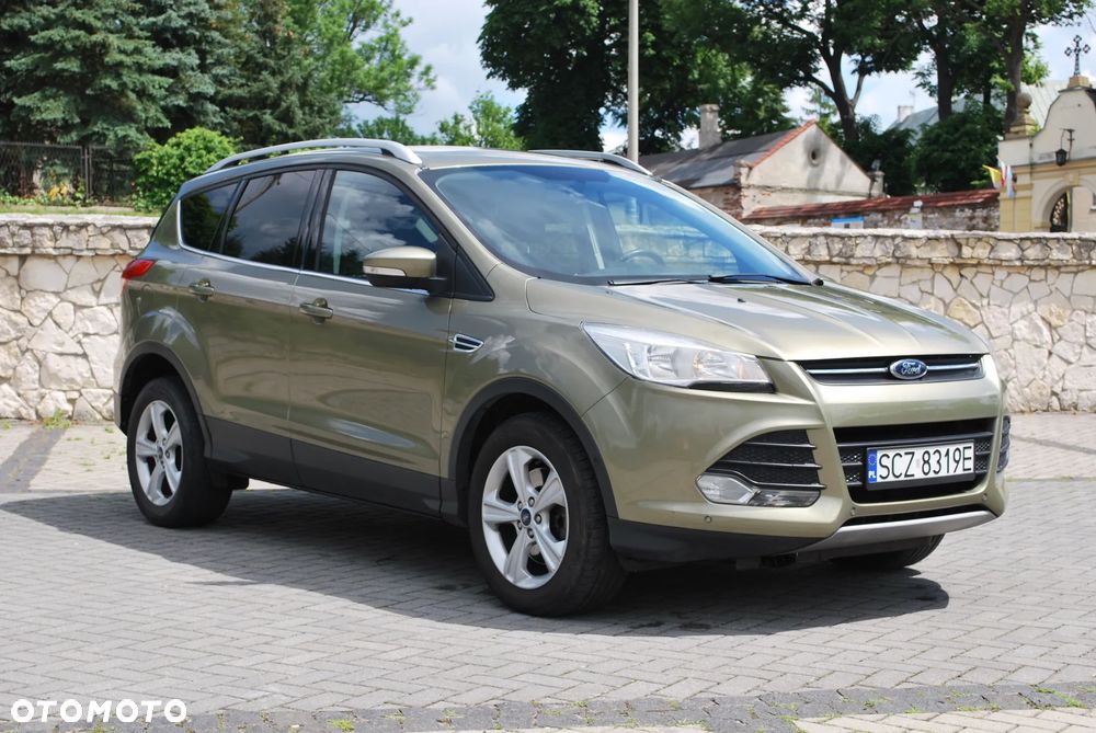 Ford Kuga 2.0 TDCi 2x4 Titanium - 9