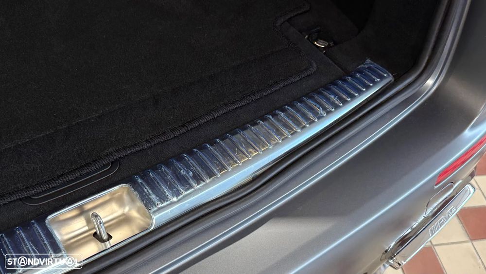 Mercedes-Benz E 63 AMG S 4Matic+ - 48