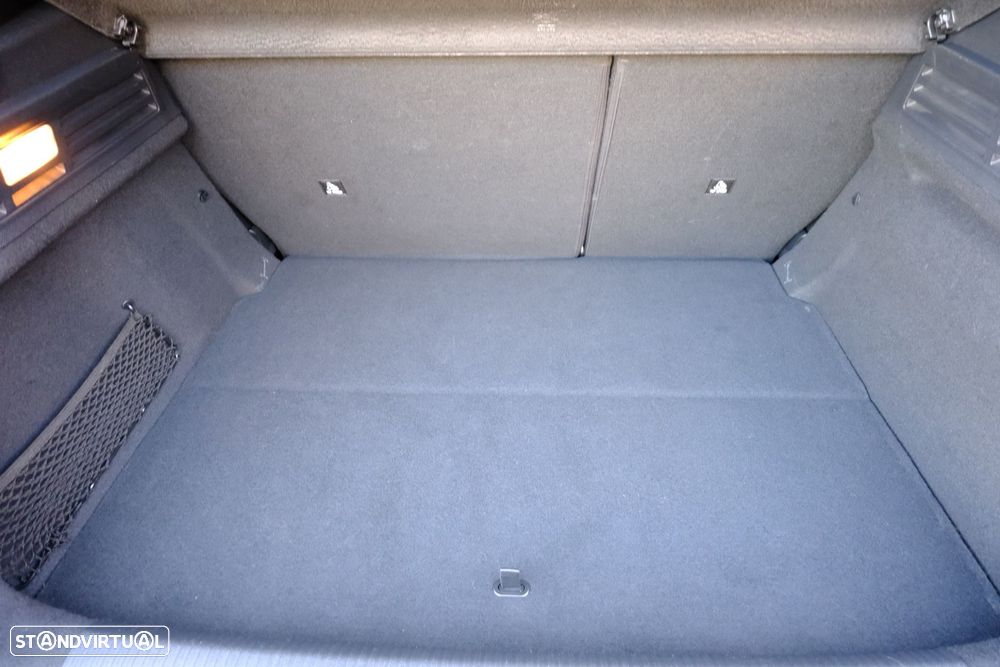 Peugeot 308 1.6 Hybrid Active Pack e-EAT8 - 33