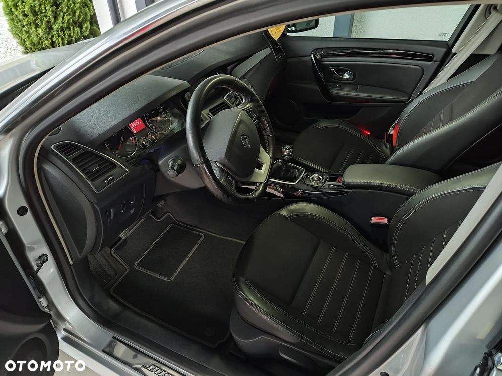 Renault Laguna 2.0 dCi Bose Edition - 18