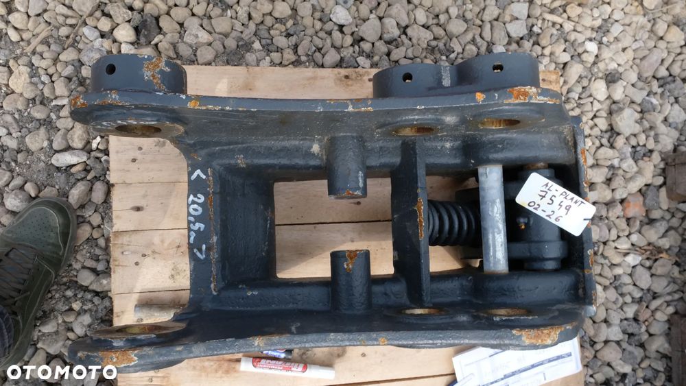 szybkozłącze do koparki 4-8 ton sworzeń  fi 45mm - 3