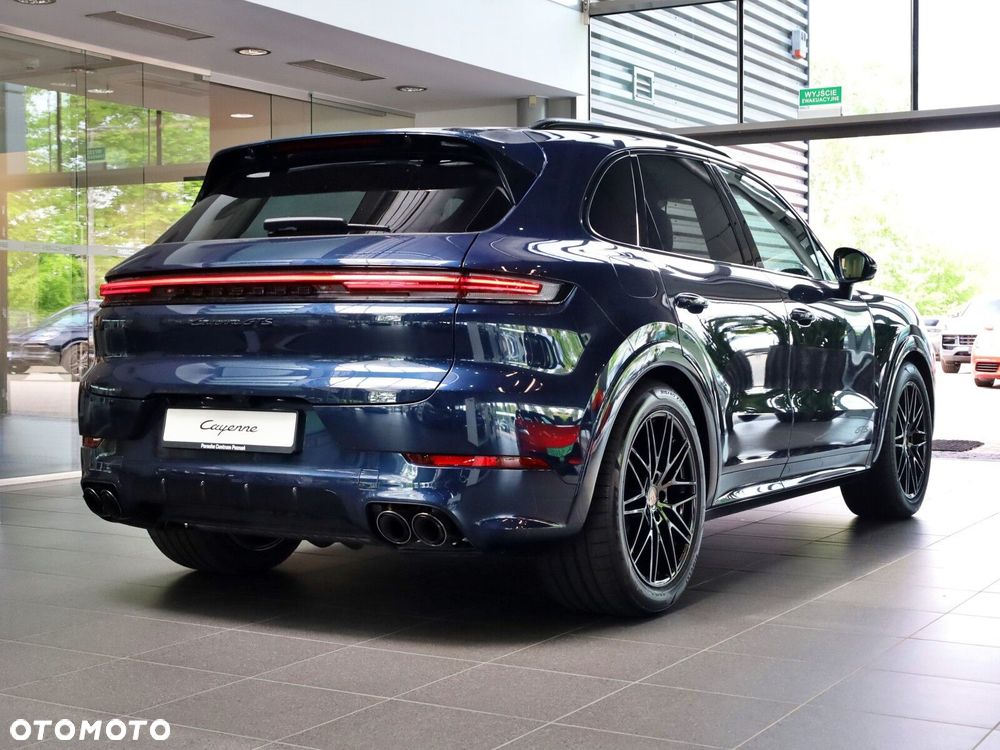 Porsche Cayenne - 7