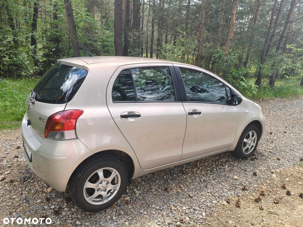 Toyota Yaris 1.0 Terra EU5 - 5