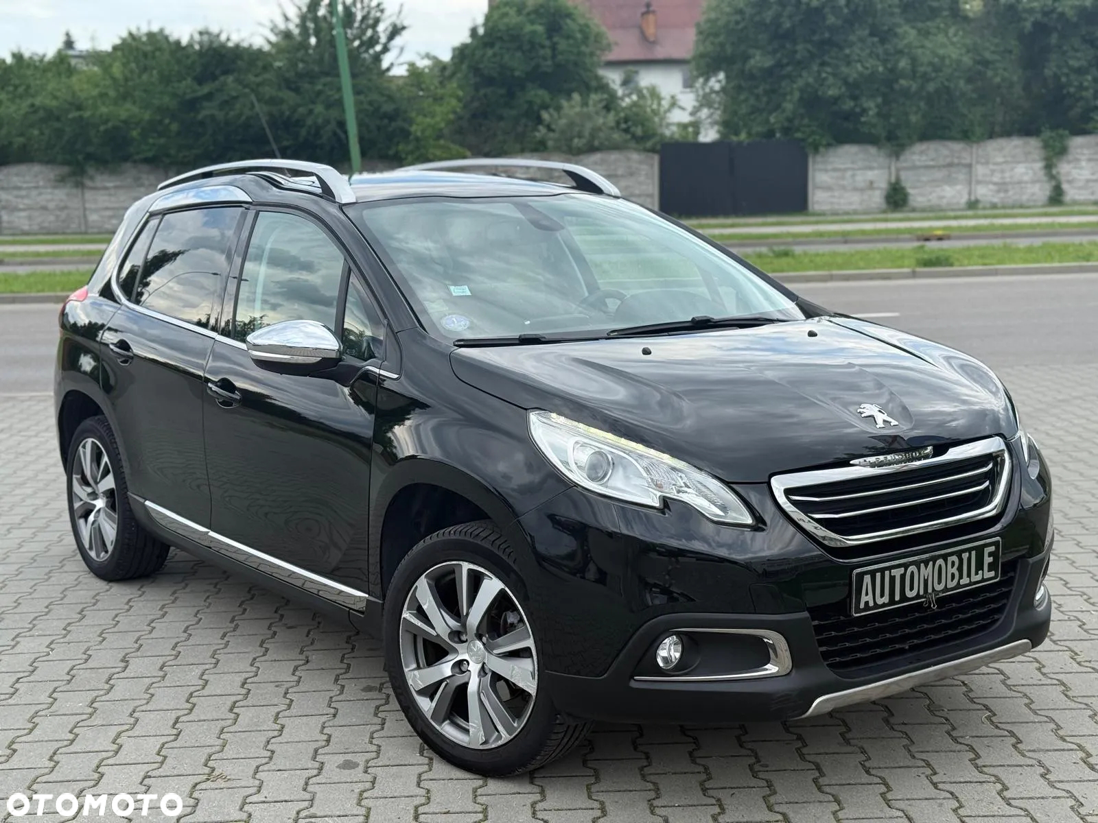 Peugeot 2008 120 VTI Allure - 3