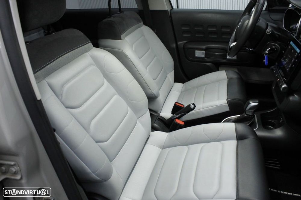 Citroën C3 1.2 PureTech Shine EAT6 - 15