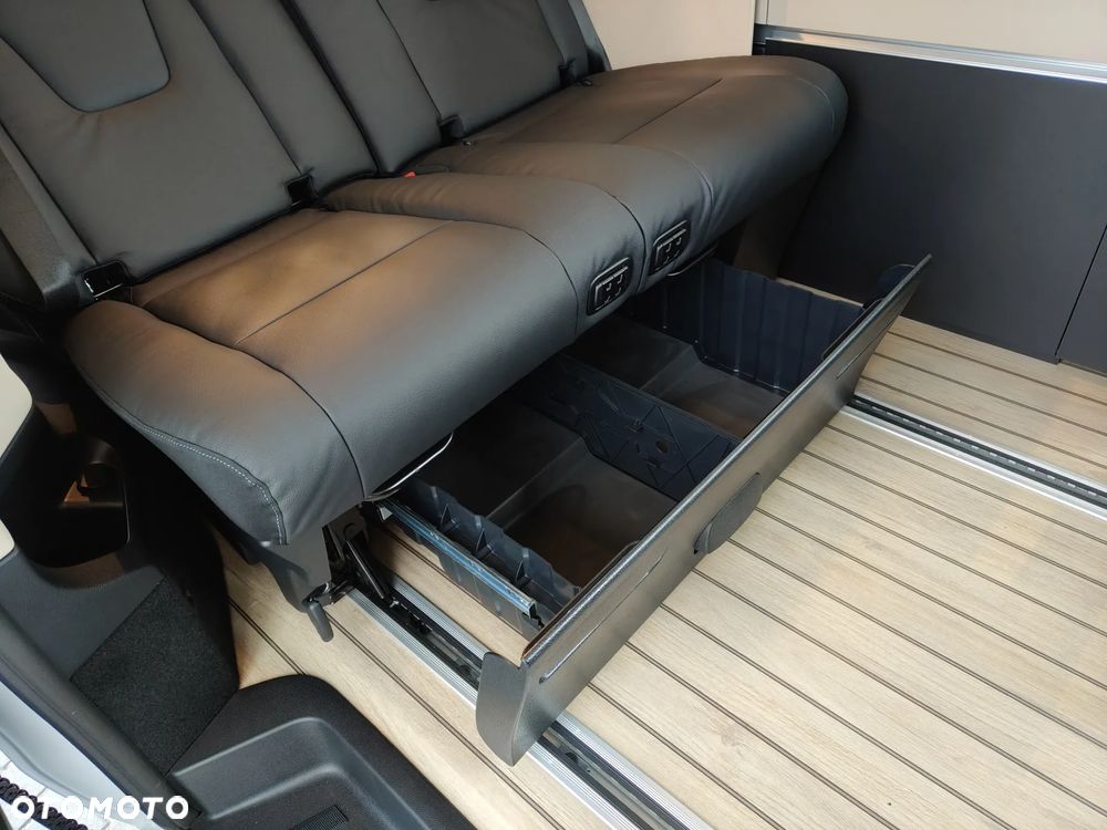 Mercedes-Benz Klasa V 300 d Exclusive 9G-Tronic (d³ugi) - 35