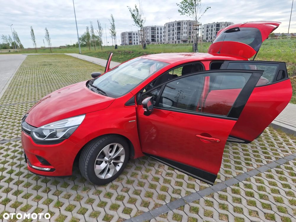 Renault Clio 1.2 16V Limited - 11