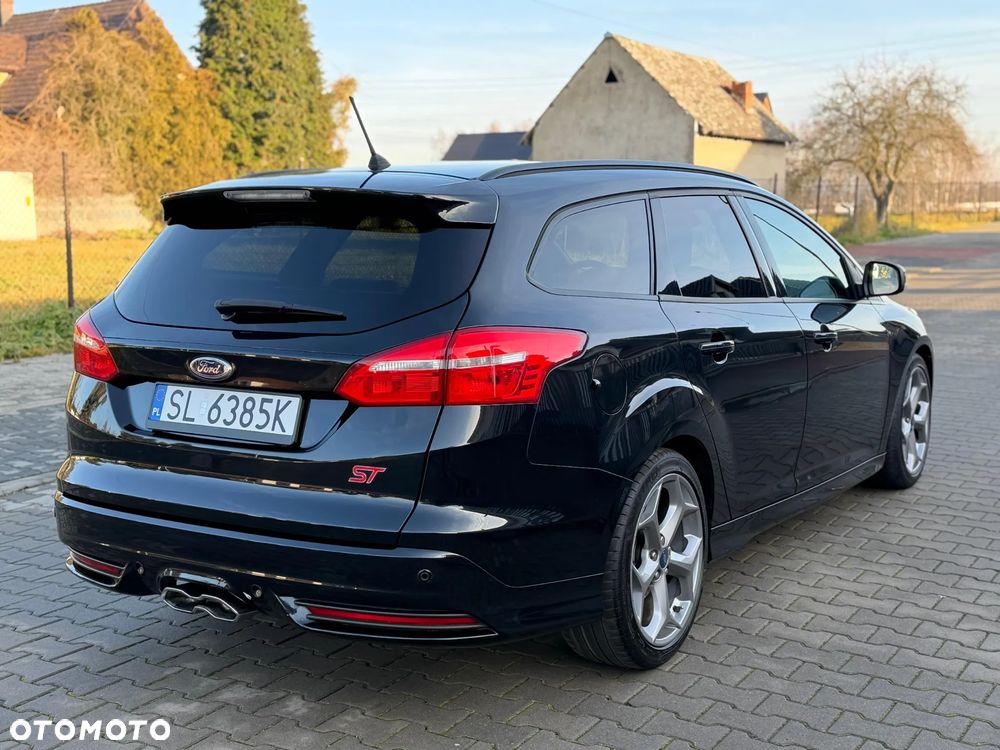 Ford Focus 2.0 TDCi ST - 7
