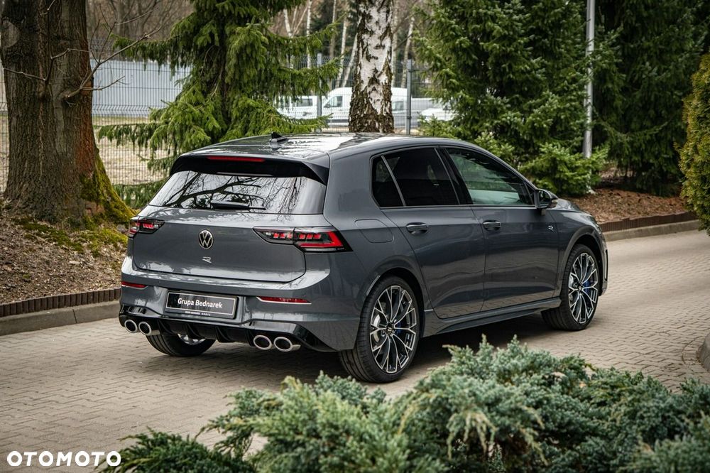Volkswagen Golf - 15