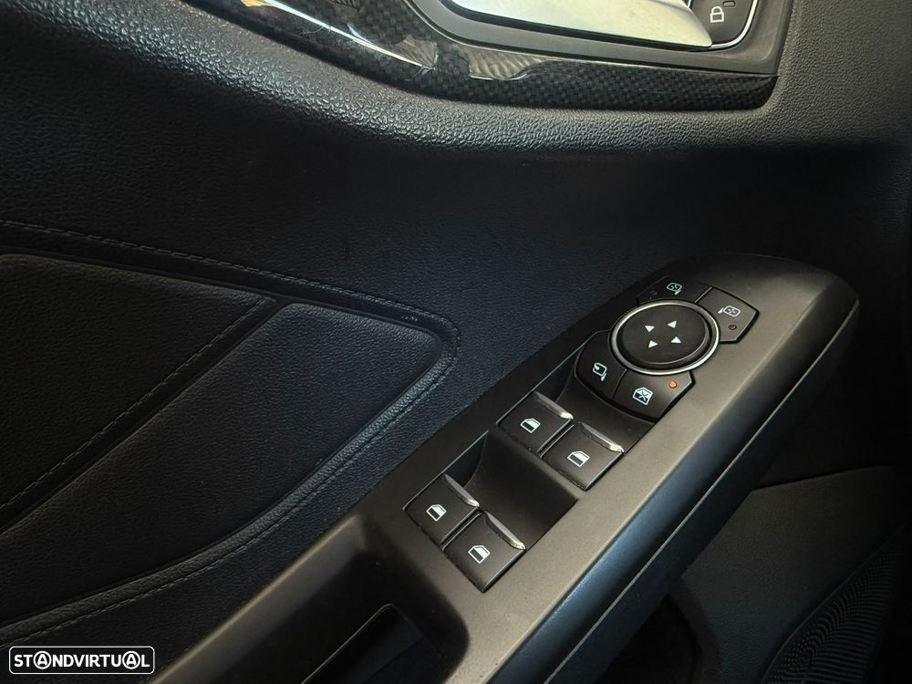 Ford Focus 1.0 EcoBoost ST-Line - 26