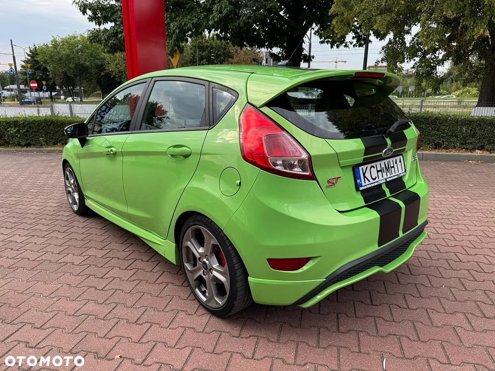 Ford Fiesta 1.6 EcoBoost ST200 - 4